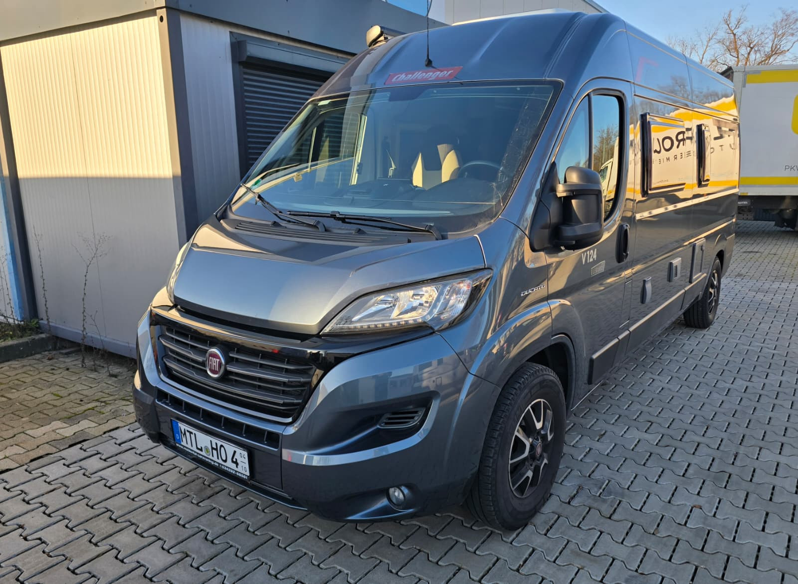 Hannes Camper Brse - Wohnmobil kaufen bei Hannes Camper | Challenger Vany  Elegance V124-Solar, Dieselhzg., Thitronik